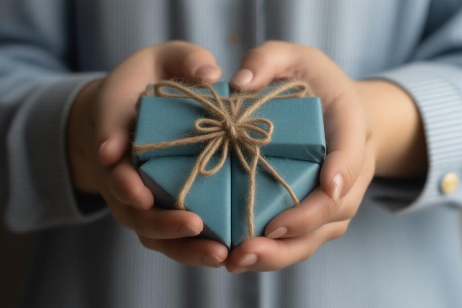 Top 10 Faith-Based Gifts for Women That Inspire and Uplift