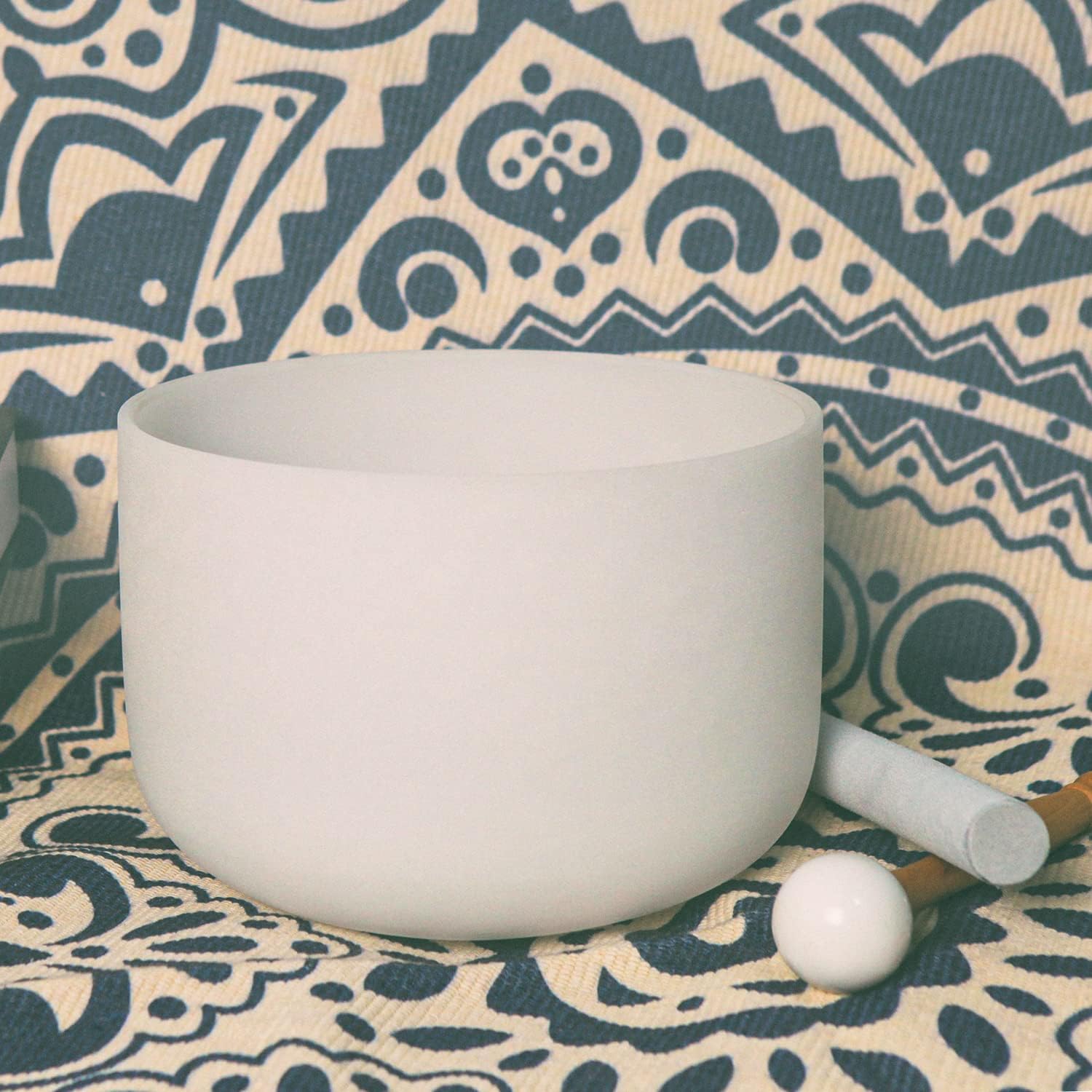 Hye-eun Large Crystal Singing Bowl, 14 Inch C Note 432hz Root Chakra Bowl with Carrying Case for Yoga Meditation Sound Healing Energy Yoga, Spiritual - Image 2