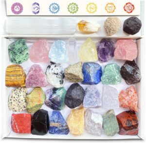 32 Natural Crystals and Healing Sto...