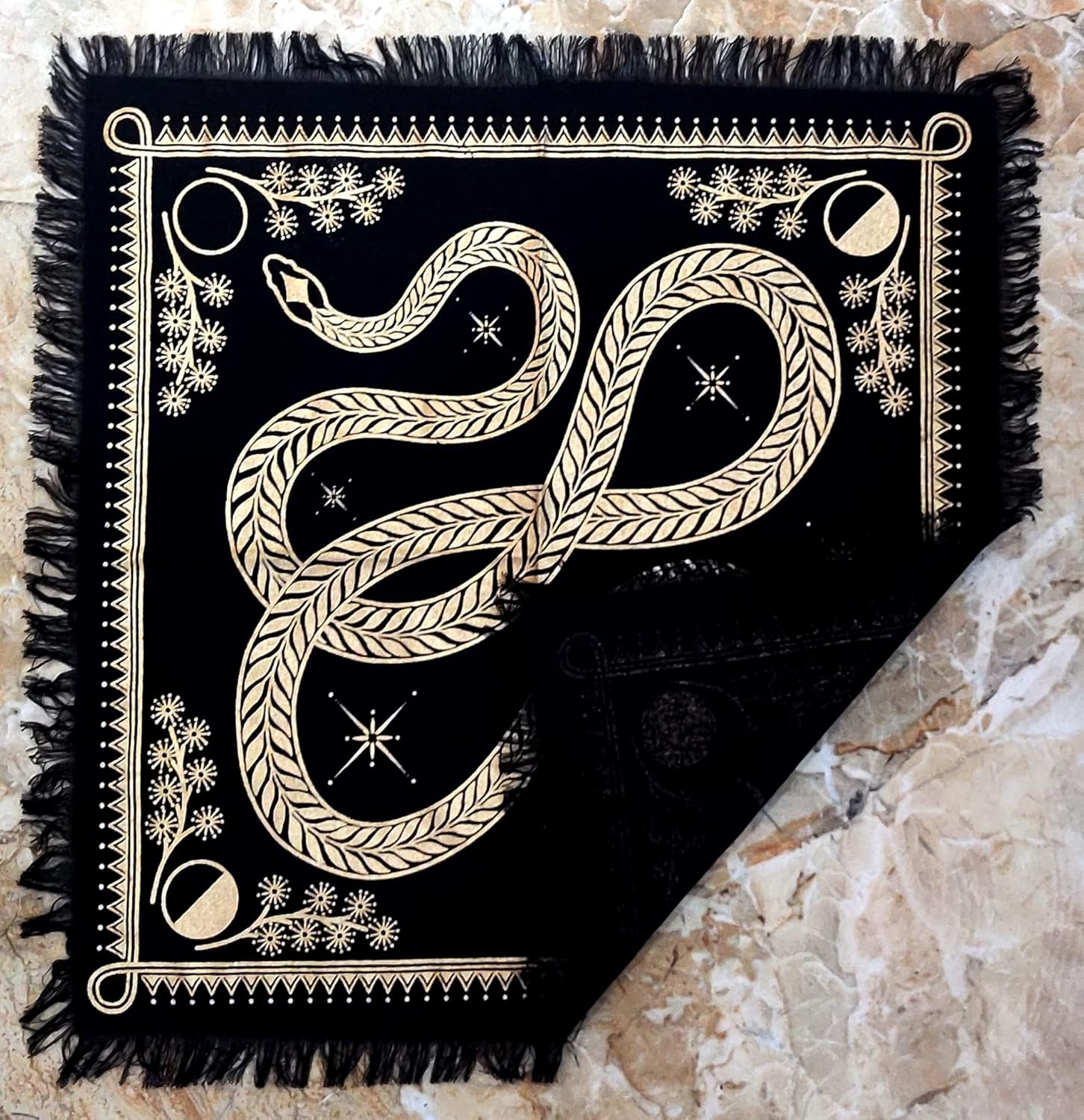 INDACORIFY Golden Snake Altar Table Top Cloth with Fringes Celtic Alter Tarot Witchcraft Spread Spiritual Sacred Cloth 18x18 in (Golden Snake) - Image 5