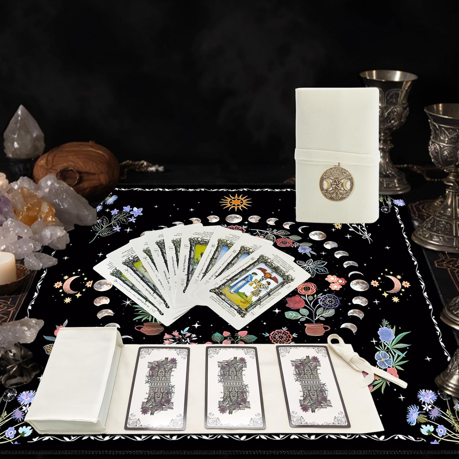 Knana Altar Cloth Velvet Tarot Cloth with Sun Moon Pattern Tarot Mat - Includes Tarot Card Bag - Image 5