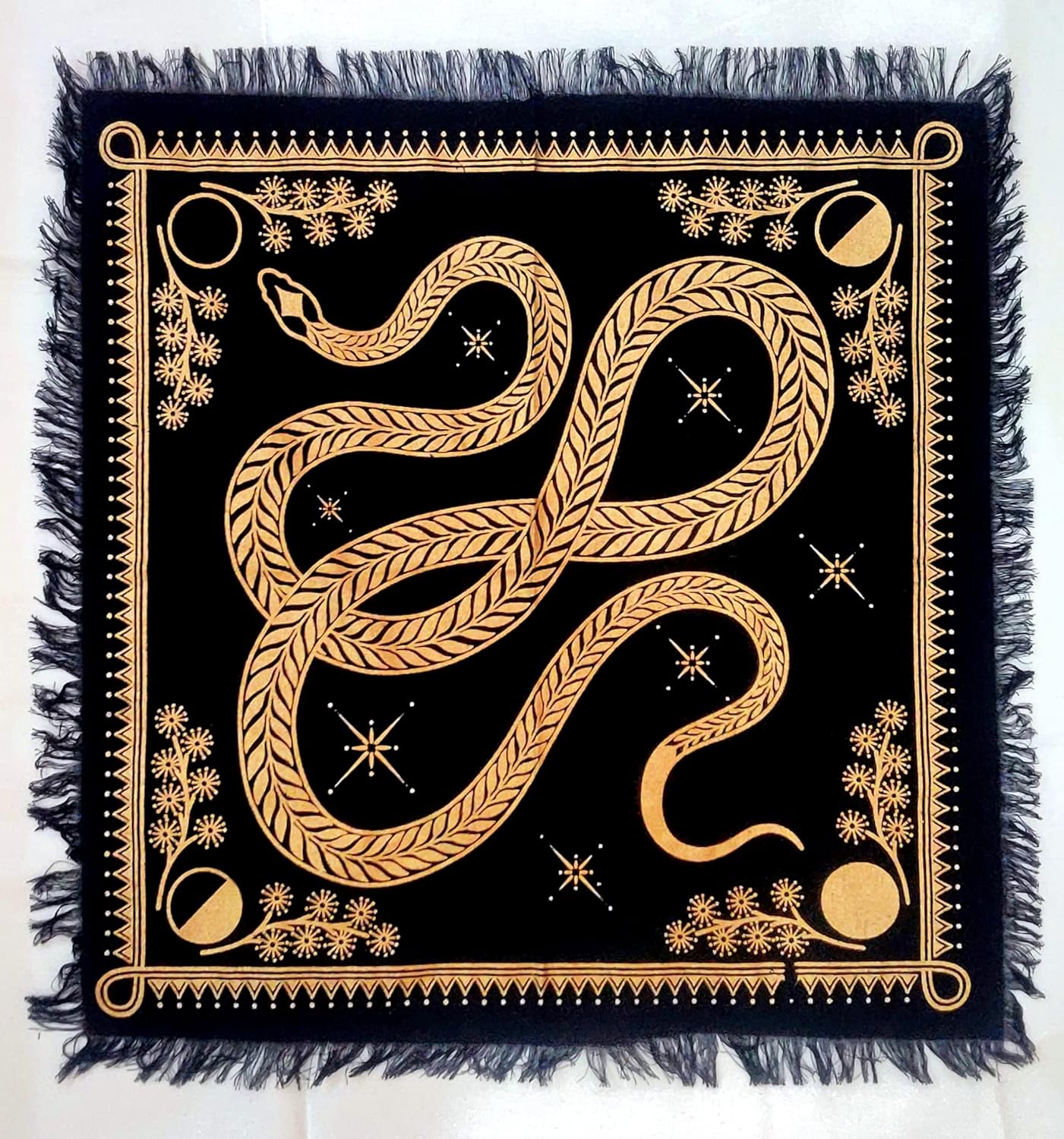 INDACORIFY Golden Snake Altar Table Top Cloth with Fringes Celtic Alter Tarot Witchcraft Spread Spiritual Sacred Cloth 18x18 in (Golden Snake)