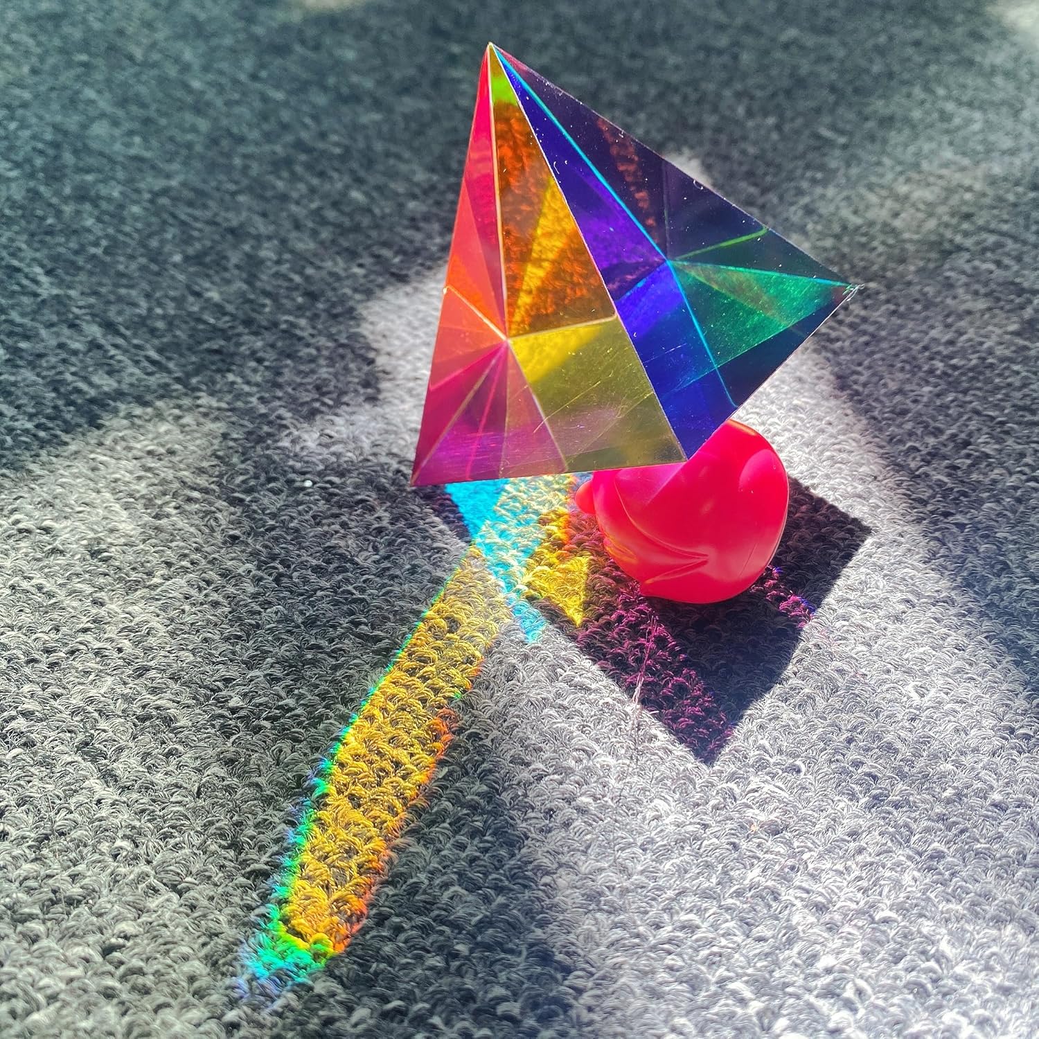 CMY Cube Original Pyramid (60mm),Crystal Sun Catcher Prism for Home or Office décor Gifts,Optical Color Cube - Image 6