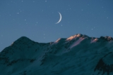 Personalized Moon Reading: A Beginner’s Guide to Digital Astrology Readings
